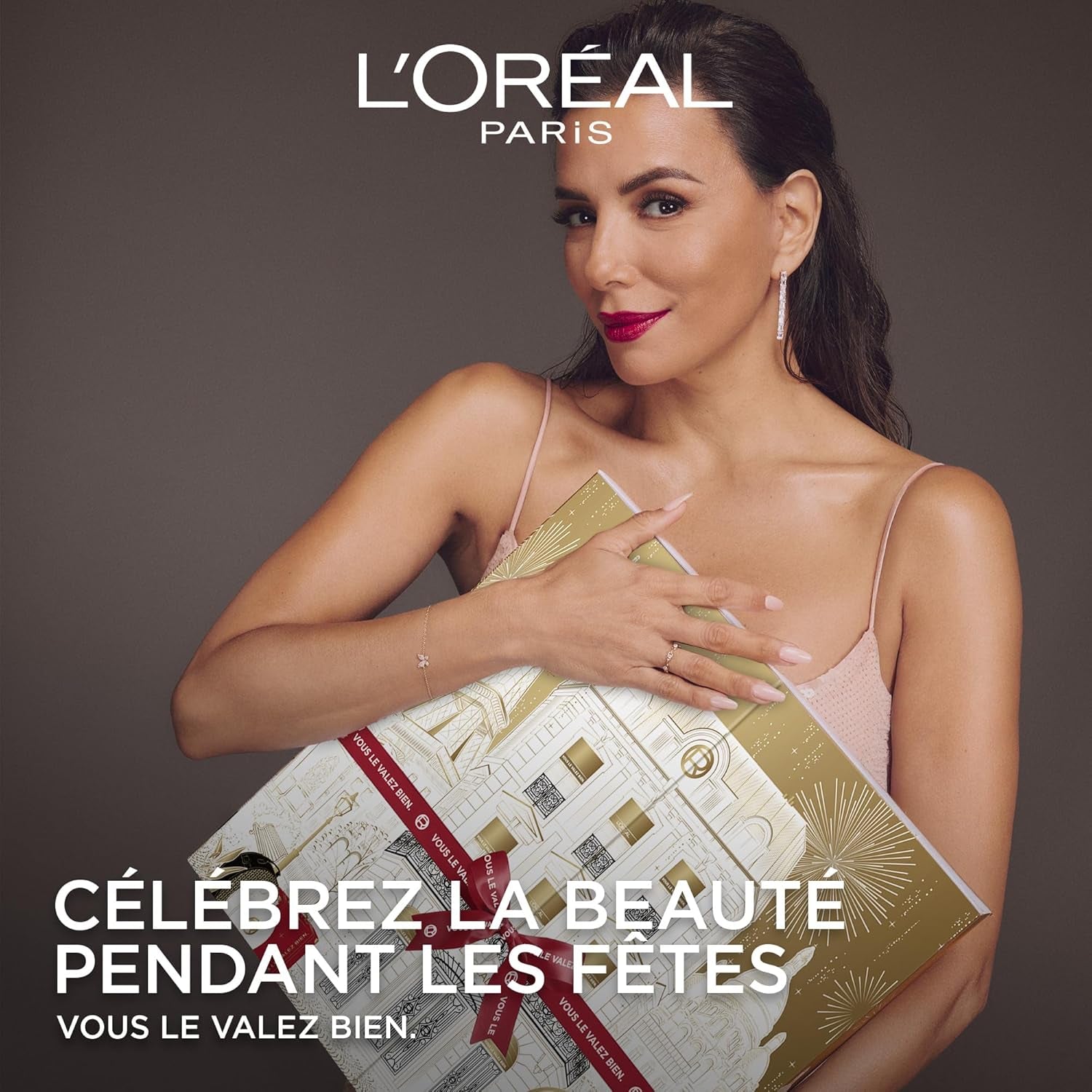 - Calendrier De L'Avent 24 Jours - Coffret Cadeau Noël - Maquillage, Soins Visage Et Cheveux - 24 Produits De Beauté Incontournables En Taille Réelle