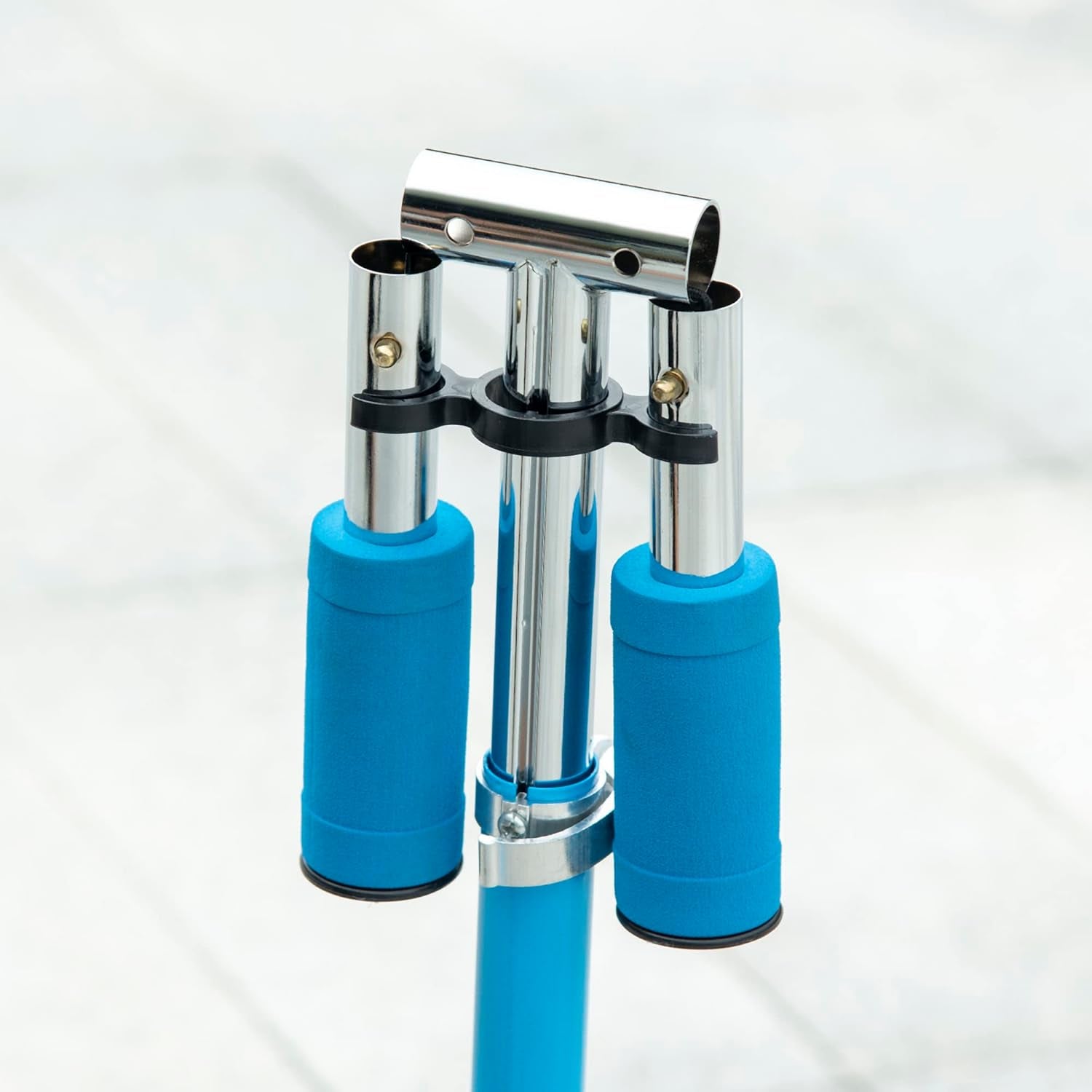 Trottinette Pour Enfants De 3 À 7 Ans, Roues Légères Et Pliables En PU, 12 Lumières LED, Musique, 4 Niveaux De Réglage De La Hauteur Du Guidon, Frein À Friction, Bleu