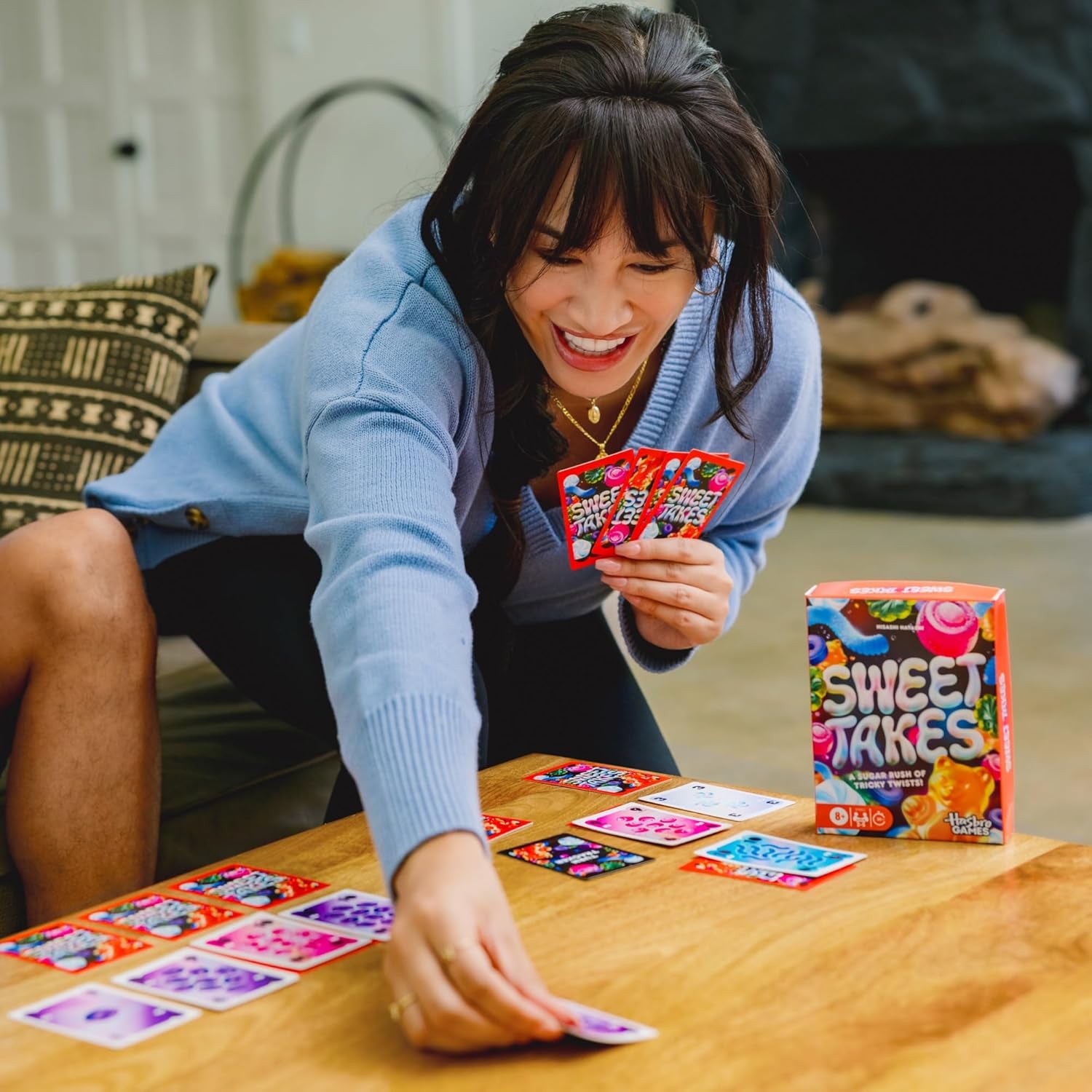 Sweet Takes, Jeu De Cartes - Version Française, Jeu De Société Stratégique Pour Enfants, Ados Et Adultes, Jeu Rapide Et Amusant Sur Le Thème Des Bonbons, Jeux De Société De Noël