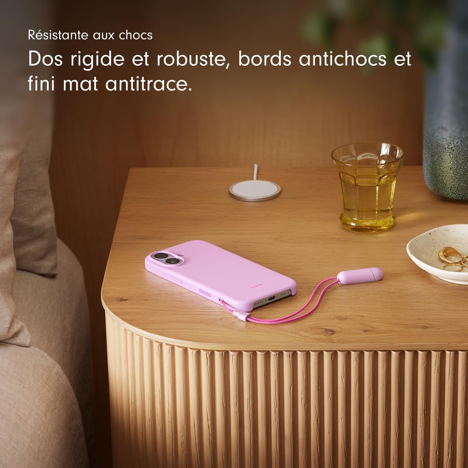 Coque Avec Béquille Pour Iphone 17 Équipée Magsafe Avec Commande De L'Appareil Photo, Support Intégré Et Dragonne, Fini Mat Et Doublure En Tissu Microfibre - Rose Quartz