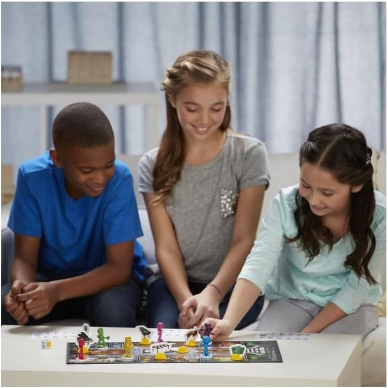 Jeu De Plateau Cluedo Junior, Le Mystère Du Jouet Cassé, Jeu De Mystère, Pour Enfants À Partir De 5 Ans, Blanc, Jaune