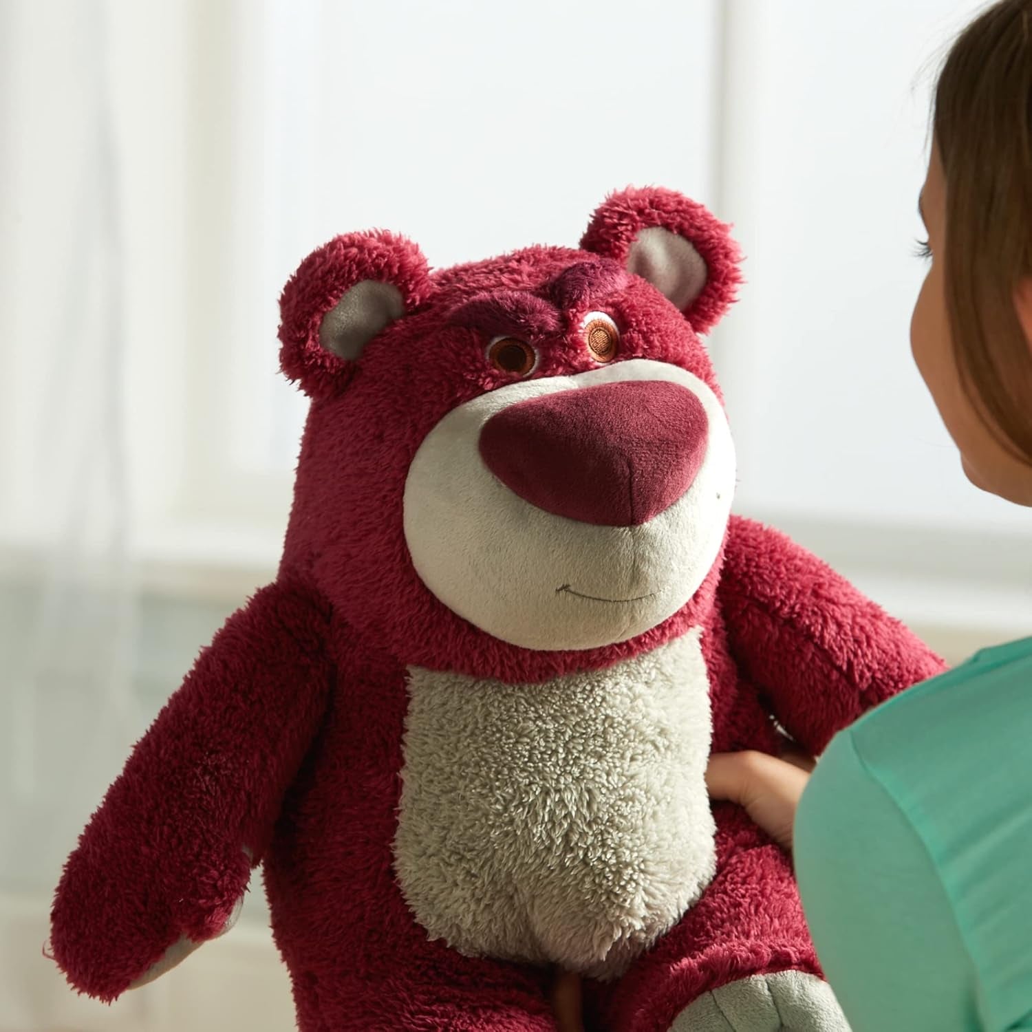Store Peluche Lotso De Grande Taille, Toy Story, 32 Cm, Personnage En Peluche Méchant Duveteux Avec Détails Brodés Et Finition Douce