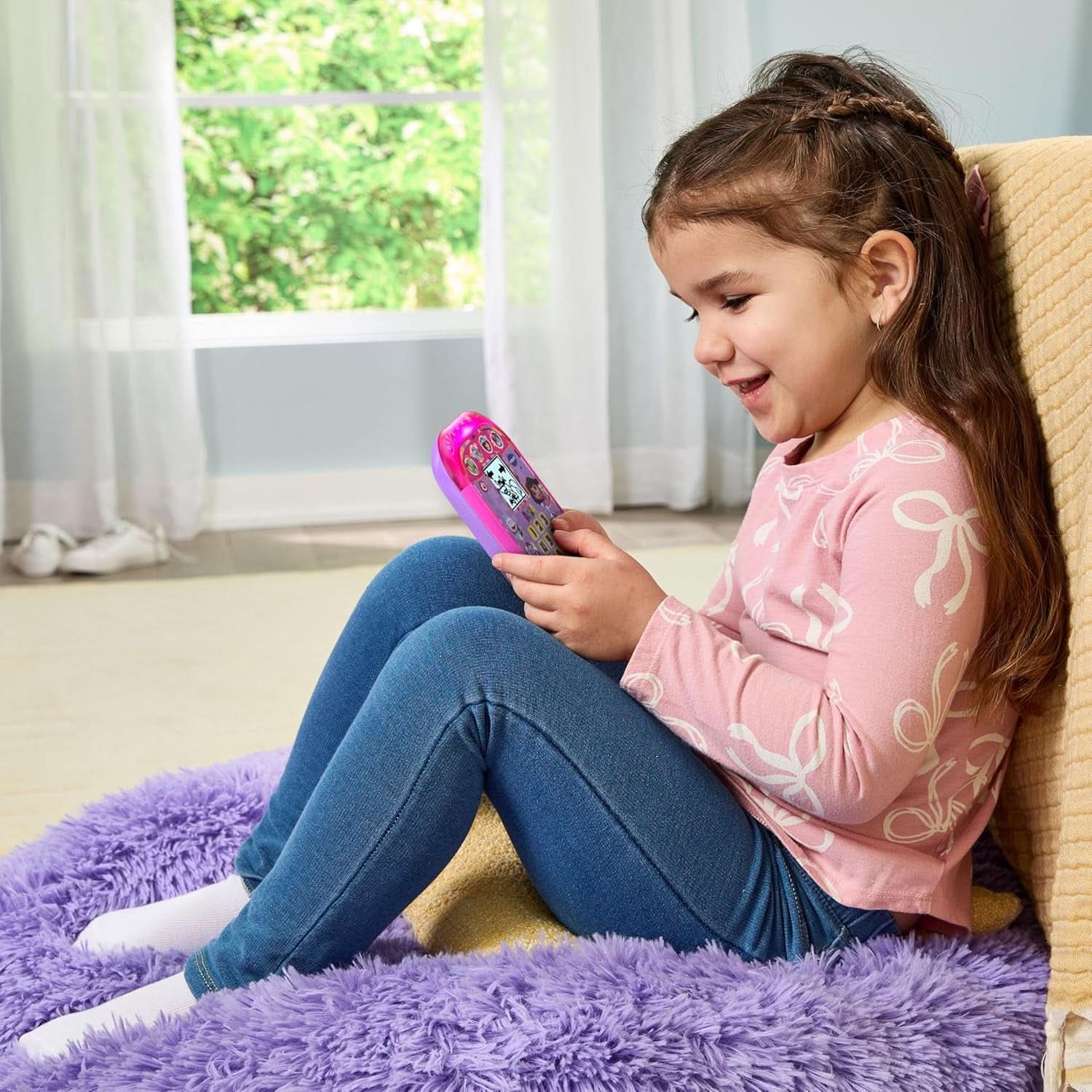- Dora L’Exploratrice Le Smartphone Éducatif - Téléphone Enfant Bilingue Avec Écran Rétroéclairé, 4 Jeux - Jouet Interactif Dora - Cadeau Enfant De 3 Ans À 7 Ans - Contenu En Français Et Anglais