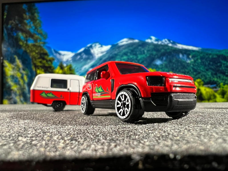 - French Touch Pays Basque - 1 Véhicule Premium - Voitures Miniatures En Métal - Echelle 1/64Ème - 212055014Q03, Bleu Ou Blanc