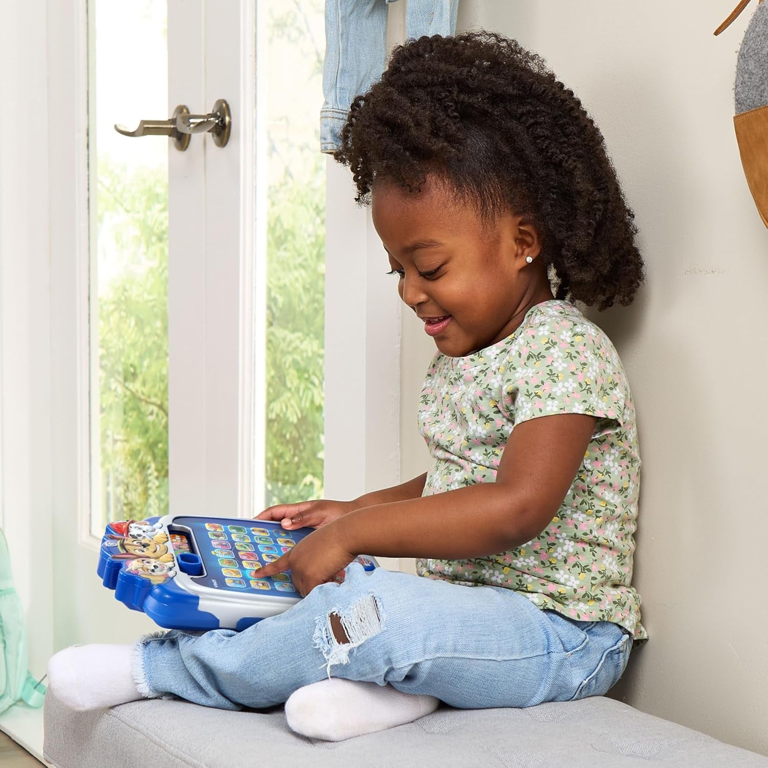 - Ma Lumi-Tablette Éducative Pat' Patrouille - Tablette Interactive Enfant Avec 5 Jeux Paw Patrol - Jeu Pour Apprendre Les Lettres - Cadeau Enfant De 3 Ans À 7 Ans - Contenu En Français