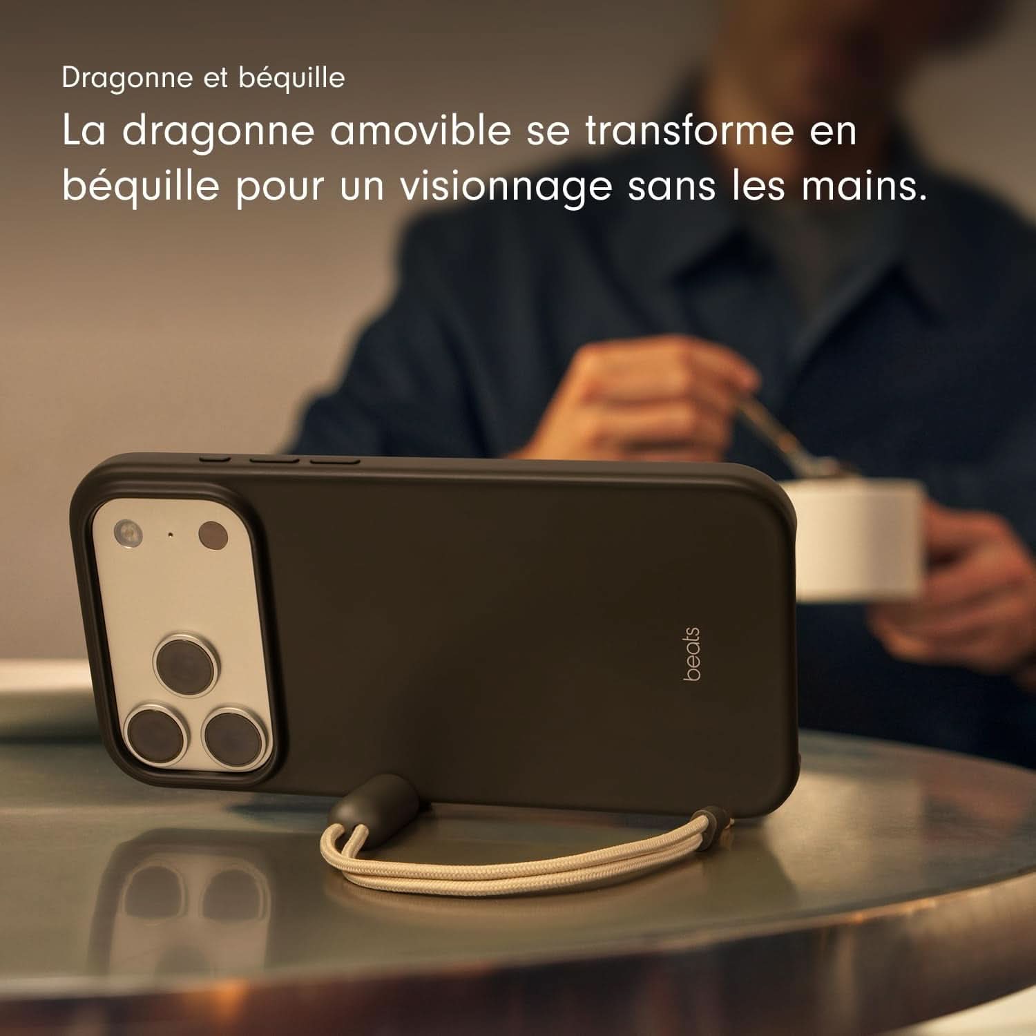 Coque Avec Béquille Pour Iphone 17 Pro Max Équipée Magsafe Avec Commande De L'Appareil Photo, Support Intégré Et Dragonne, Fini Mat Et Doublure En Tissu Microfibre - Gris Granite